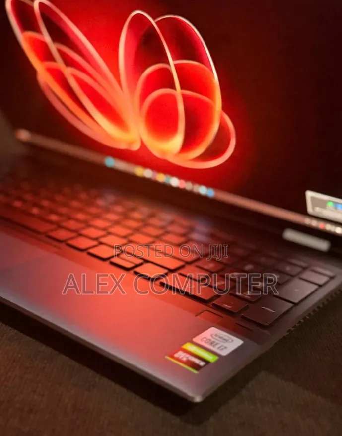 New Laptop HP Spectre X360 16GB Intel Core i7 SSD 1T