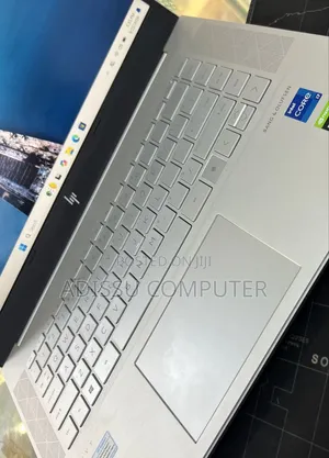 New Laptop HP Envy 15 16GB Intel Core i7 SSD 512GB