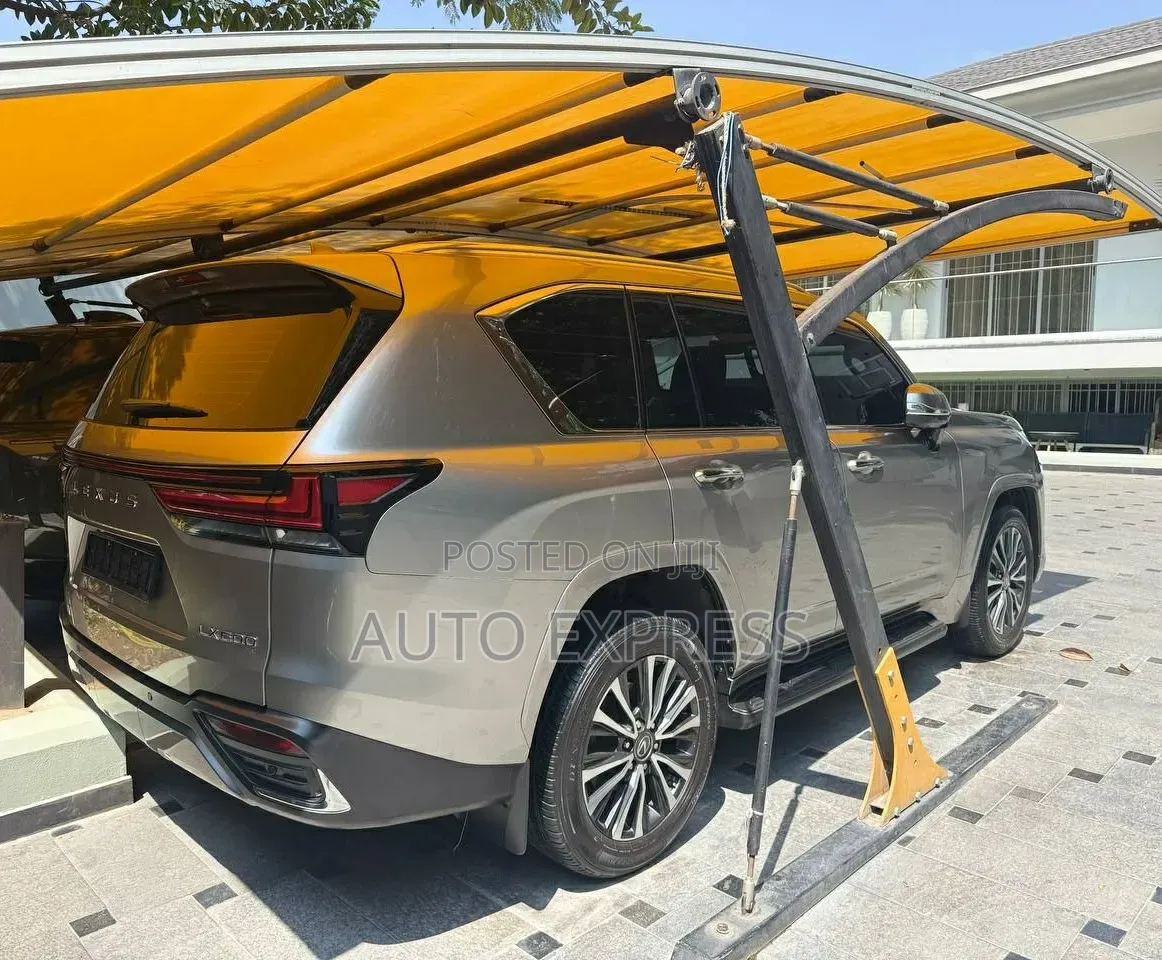 Lexus LX 2022 Silver