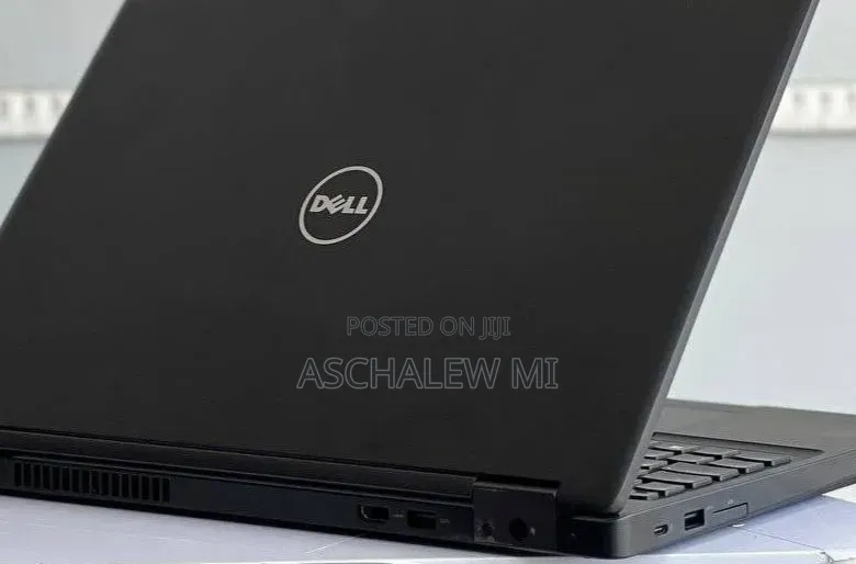 New Laptop Dell Latitude 5580 8GB Intel Core i5 SSD 256GB
