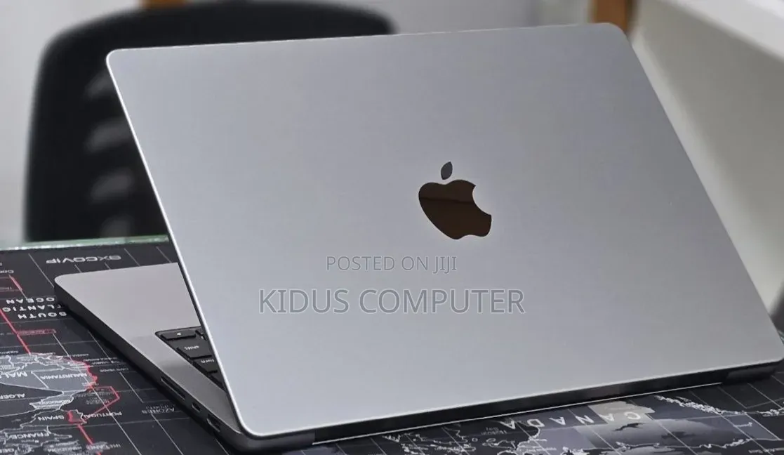 New Laptop Apple MacBook Pro 2021 M1 32GB Apple M1 Pro SSD 512GB