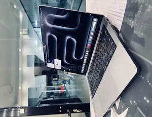 New Laptop Apple MacBook Pro 2020 M1 16GB Apple M1 Pro SSD 512GB