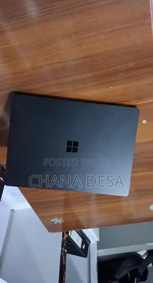 New Laptop Microsoft Surface Laptop 3 16GB Intel Core i7 SSD 256GB