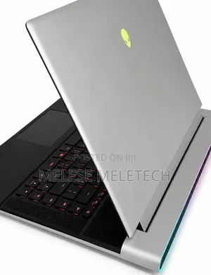 New Laptop Alienware X16 r1 32GB Intel Core i9 SSD 1T