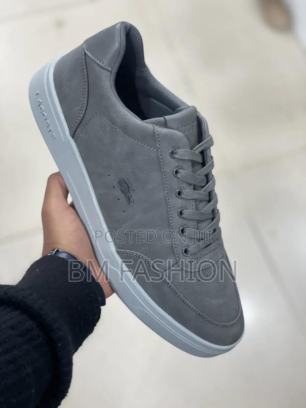 Grey Lacoste Casual Low-Top Sneaker Subtle Crocodile Logo on the Side
