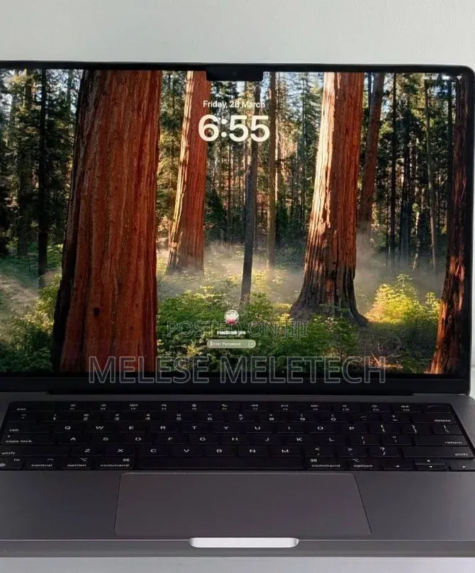 New Laptop Apple MacBook Pro 2021 M1 16GB Apple M1 Pro SSD 512GB