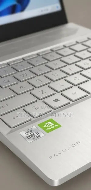 New Laptop HP Pavilion 14 16GB Intel Core i7 SSD 512GB