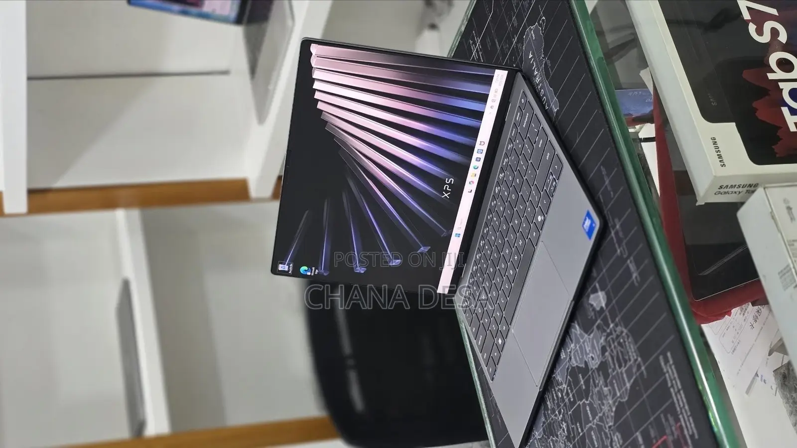 New Laptop Dell XPS 13 8GB Intel Core 5 SSD 512GB
