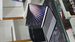 New Laptop Dell XPS 13 8GB Intel Core 5 SSD 512GB