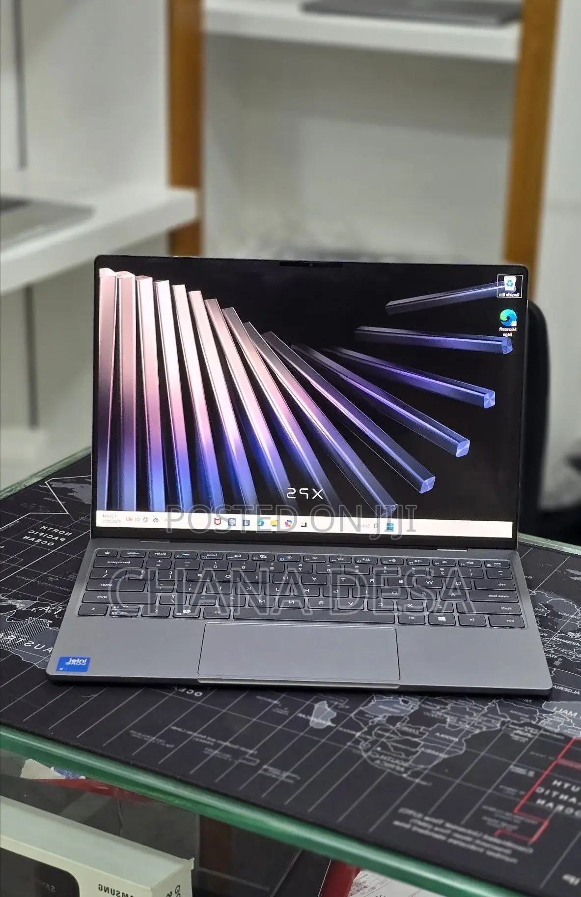 New Laptop Dell XPS 13 8GB Intel Core 5 SSD 512GB