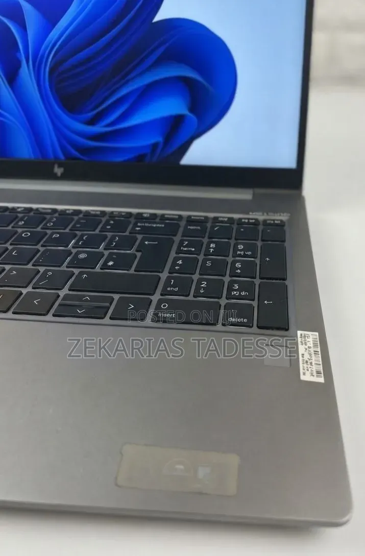 New Laptop HP ZBook 15 16GB Intel Core i7 SSD 512GB