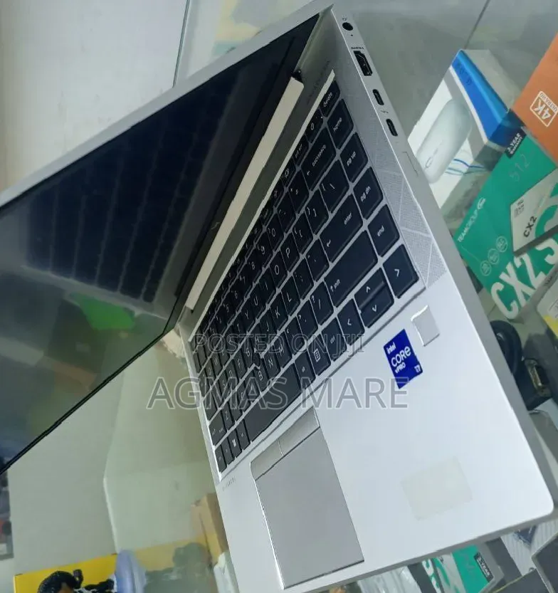 New Laptop HP EliteBook 840 G8 16GB Intel Core i5 SSD 512GB