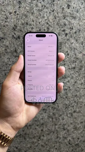 New Apple iPhone 15 256 GB Black
