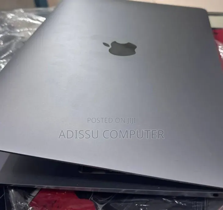 New Laptop Apple MacBook Air 2018 8GB Intel Core i5 SSD 128GB