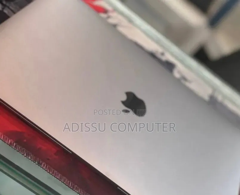 New Laptop Apple MacBook Air 2018 8GB Intel Core i5 SSD 128GB