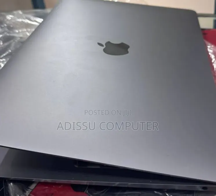 New Laptop Apple MacBook Air 2018 8GB Intel Core i5 SSD 128GB