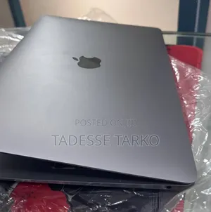 New Laptop Apple MacBook Air 2018 8GB Intel Core i5 SSD 128GB