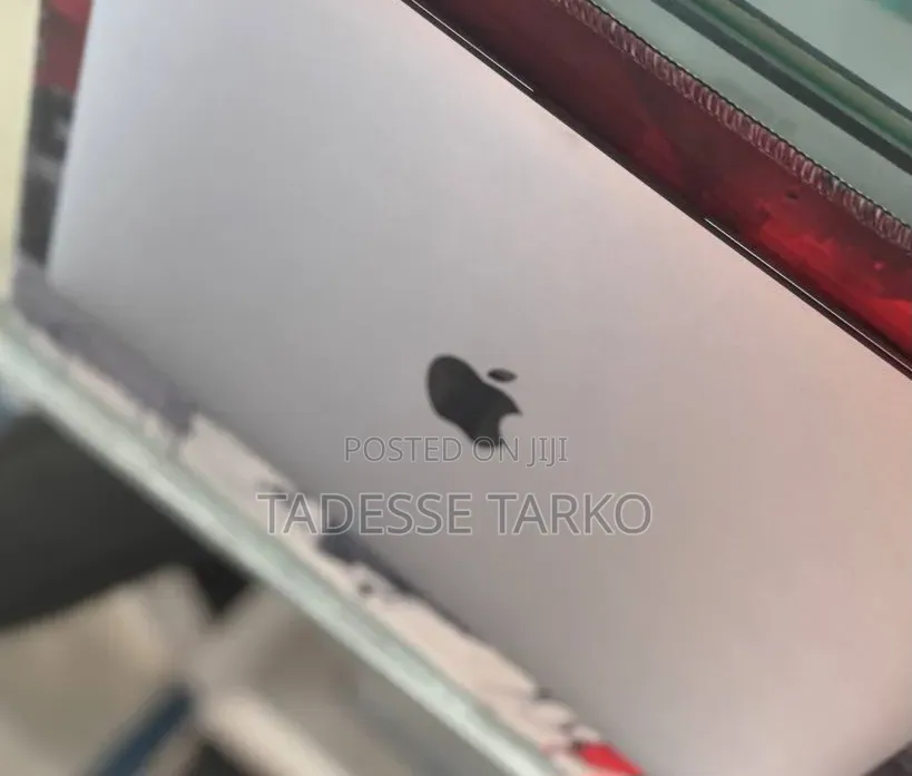 New Laptop Apple MacBook Air 2018 8GB Intel Core i5 SSD 128GB