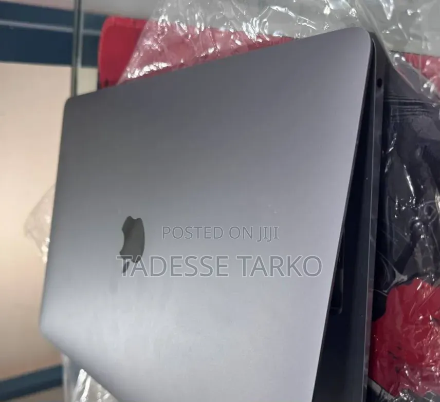 New Laptop Apple MacBook Air 2018 8GB Intel Core i5 SSD 128GB