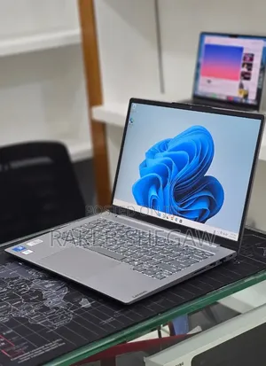 New Laptop Lenovo ThinkBook 13 16GB Intel Core i5 SSD 512GB