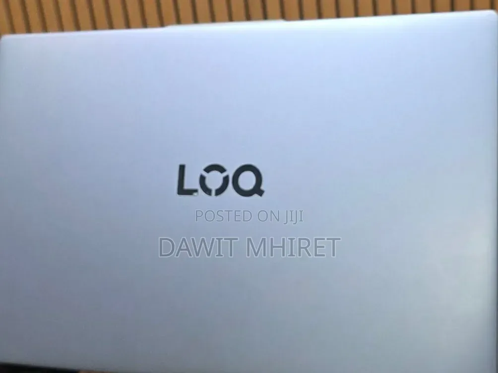 New Laptop Lenovo LOQ 15IRH8 12GB Intel Core i5 SSD 512GB