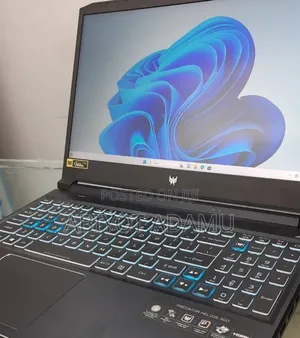 New Laptop Acer Predator Helios 300 16GB Intel Core i7 SSD 512GB