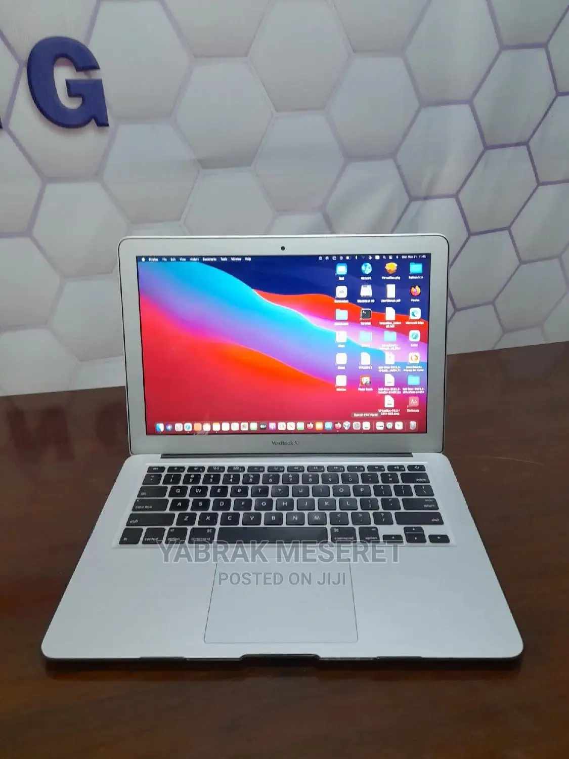 New Laptop Apple MacBook Air 2015 8GB Intel Core I5 HDD 256GB