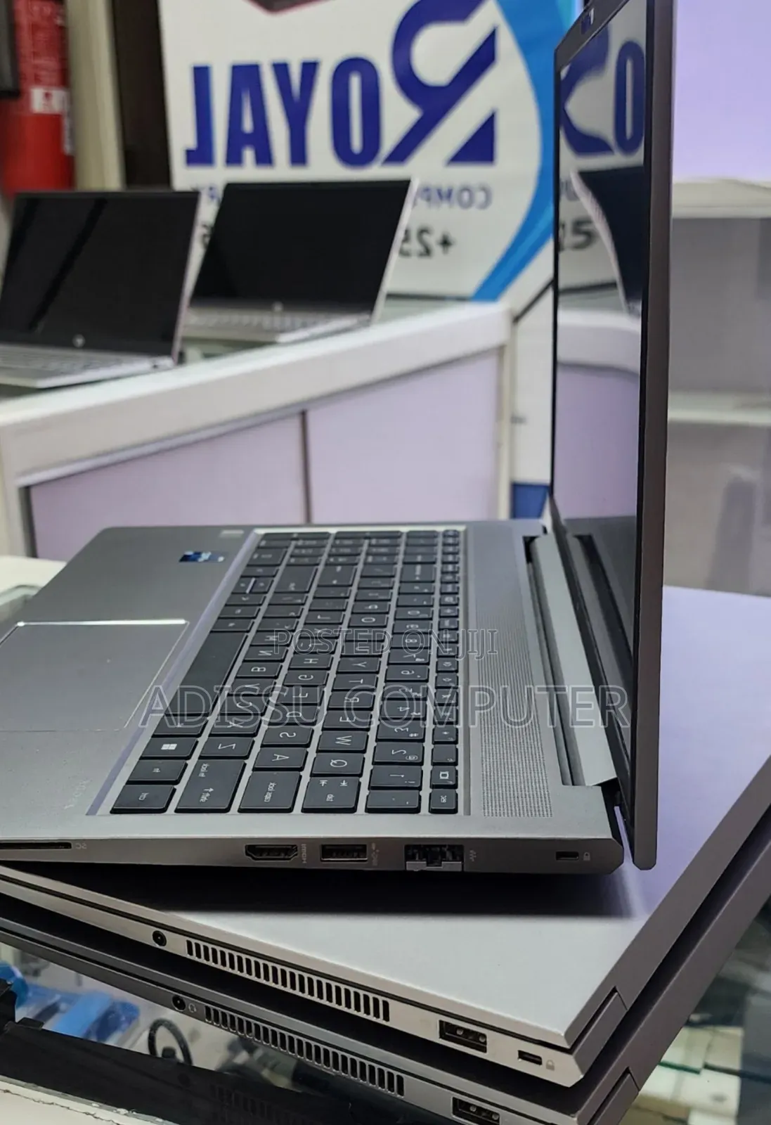 New Laptop HP ZBook 15 32GB Intel Core i9 SSD 512GB