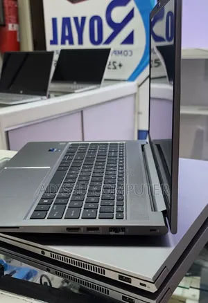 New Laptop HP ZBook 15 32GB Intel Core i9 SSD 512GB