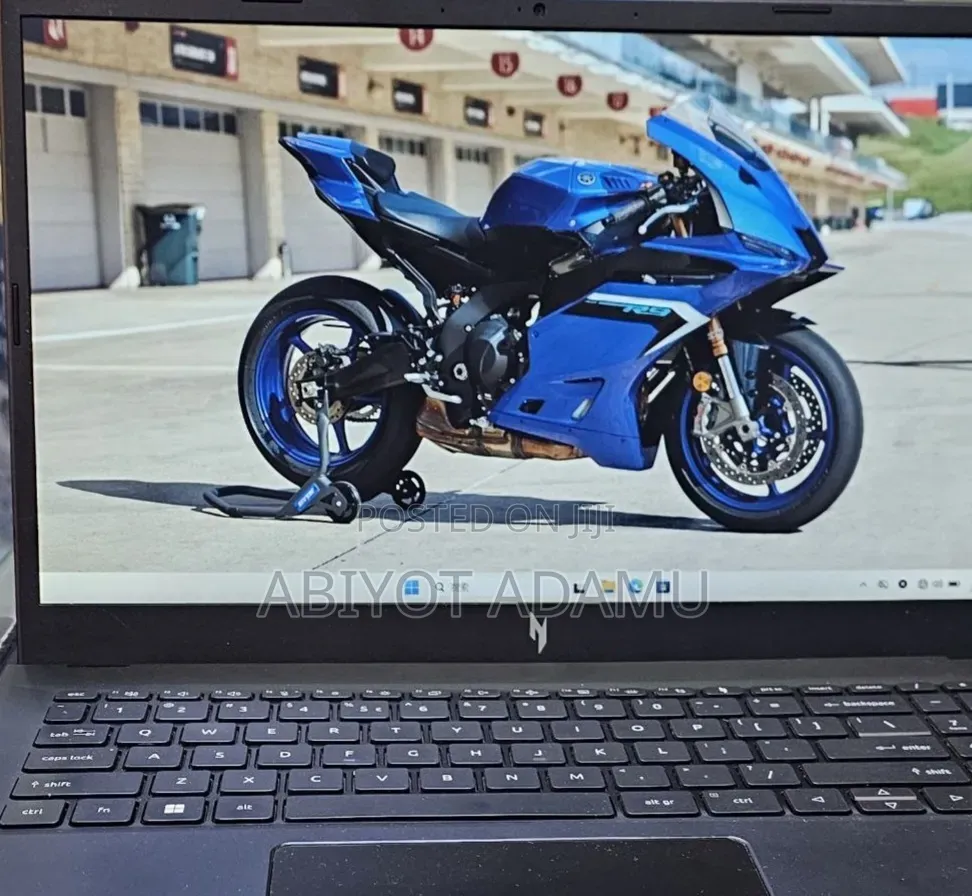 New Laptop Acer Nitro V 15 16GB Intel Core i9 SSD 1T