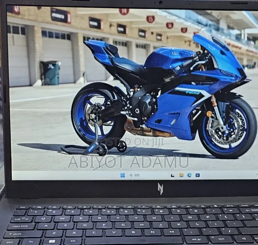 New Laptop Acer Nitro V 15 16GB Intel Core i9 SSD 1T