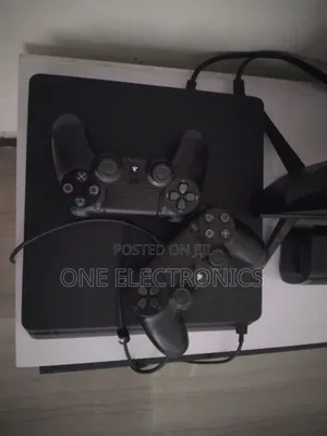 PlayStation 4 Slim J.B