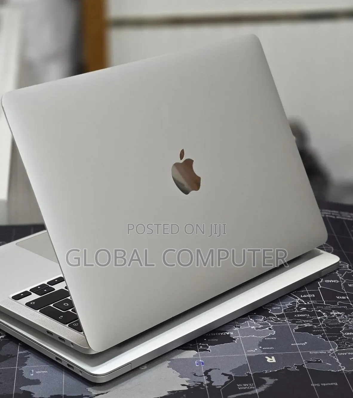 New Laptop Apple MacBook Air 2022 M2 16GB Apple M2 SSD 256GB