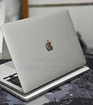 New Laptop Apple MacBook Air 2022 M2 16GB Apple M2 SSD 256GB