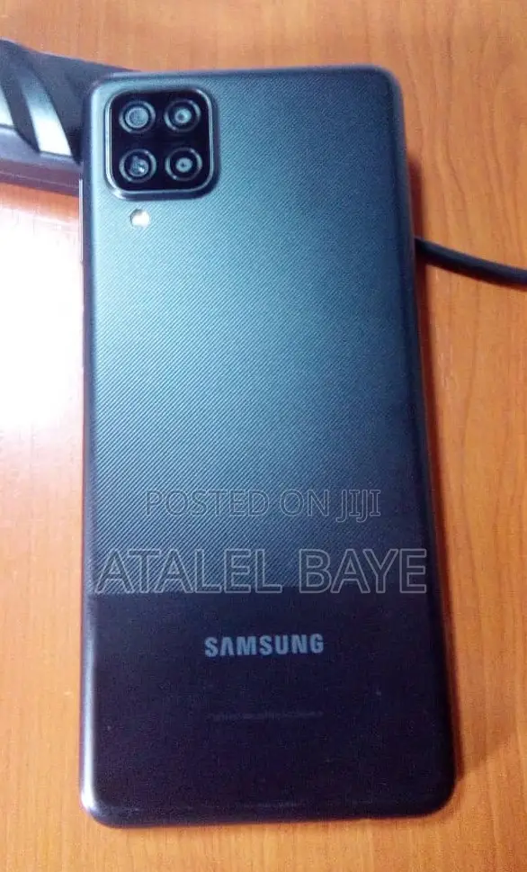 Samsung Galaxy A12 32 GB Black