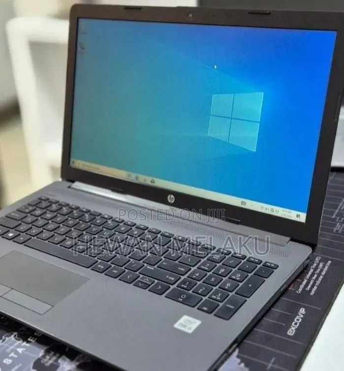 New Laptop HP 250 G7 8GB Intel Core i5 SSD 1T
