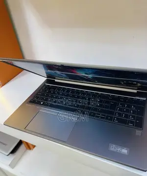 Laptop HP ZBook Firefly G8 16GB Intel Core i7 SSD 512GB