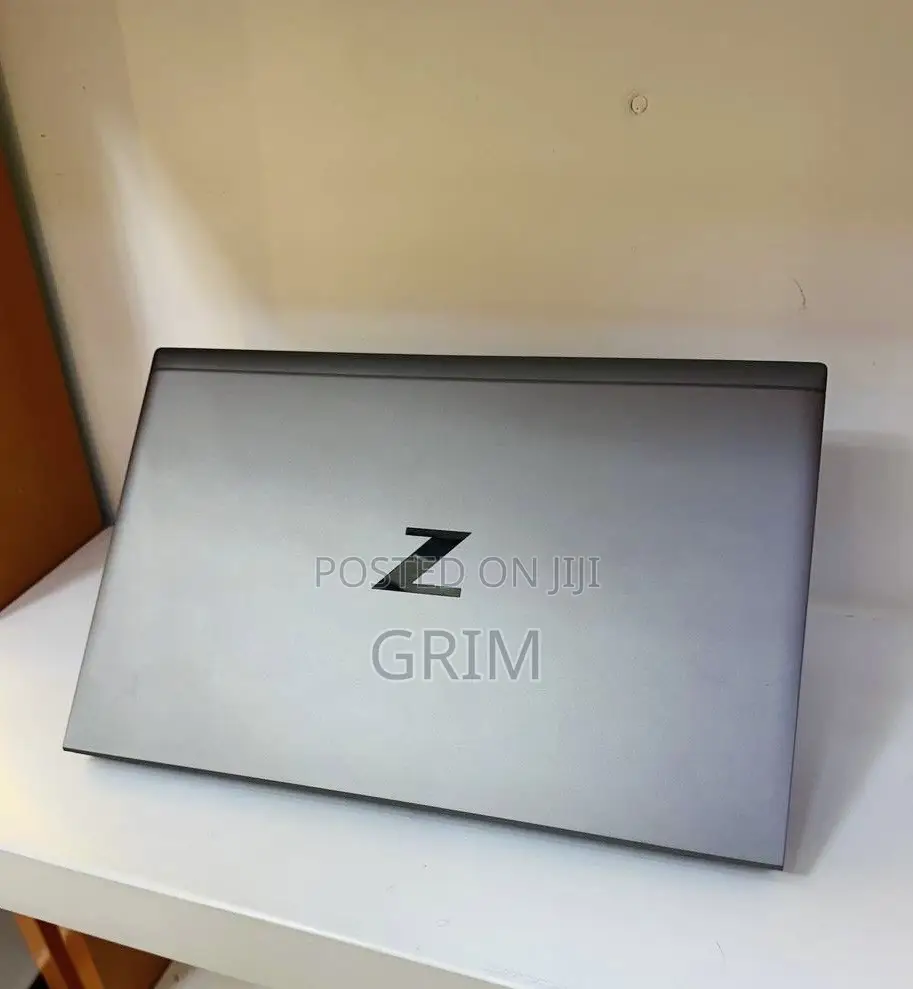 Laptop HP ZBook Firefly G8 16GB Intel Core i7 SSD 512GB