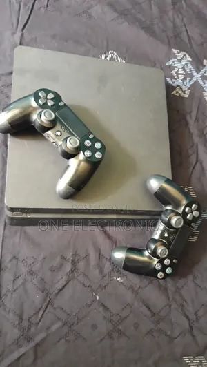 Ps4 Slim and Joysticks