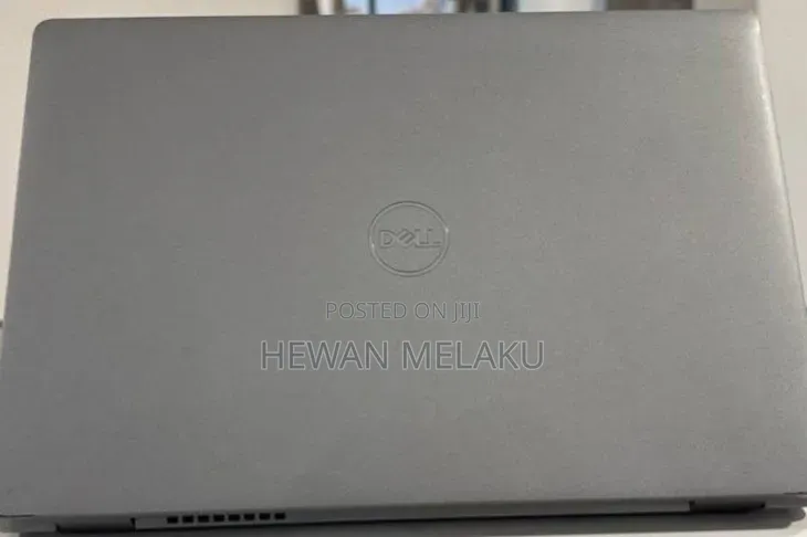 New Laptop Dell Latitude 5310 8GB Intel Core i5 SSD 256GB