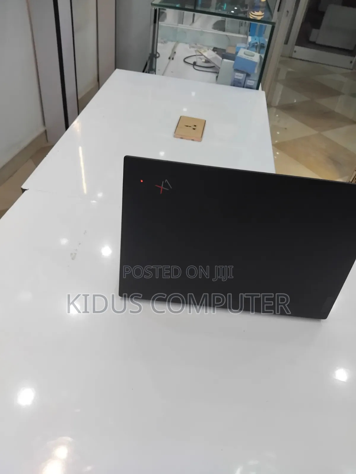 New Laptop Lenovo ThinkPad X1 Carbon 16GB Intel Core i7 SSD 512GB
