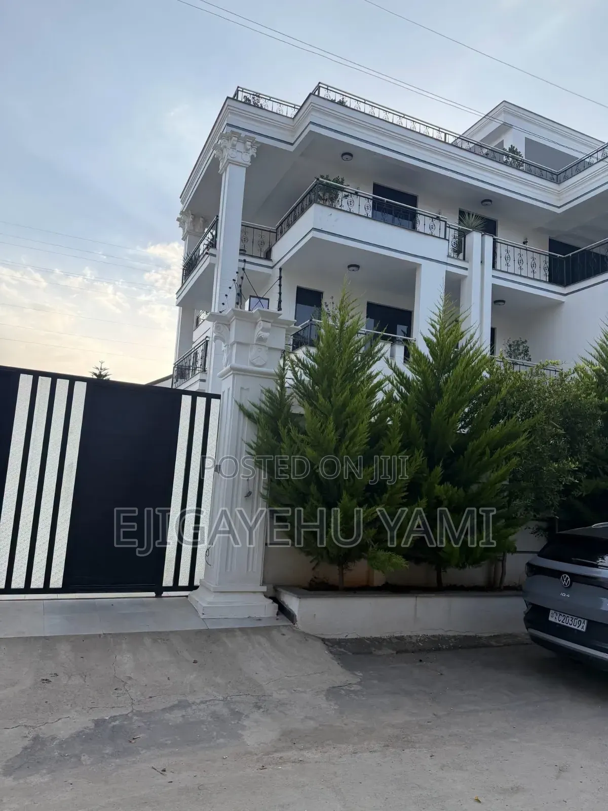 Furnished 13bdrm Duplex in Ayat, Bole for sale
