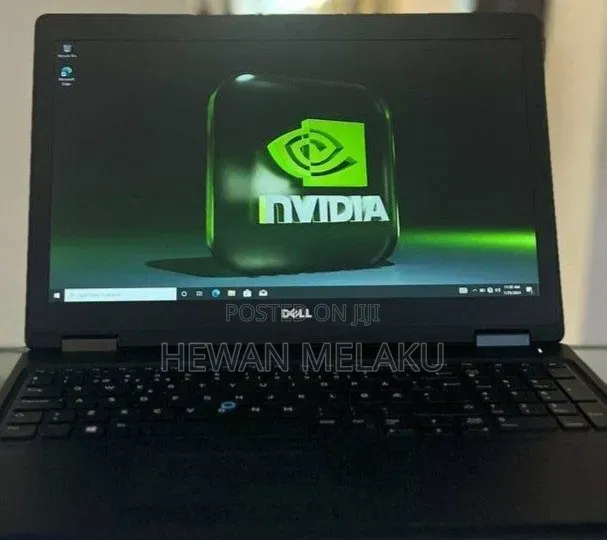 New Laptop Dell Latitude 5580 8GB Intel Core i5 SSD 256GB