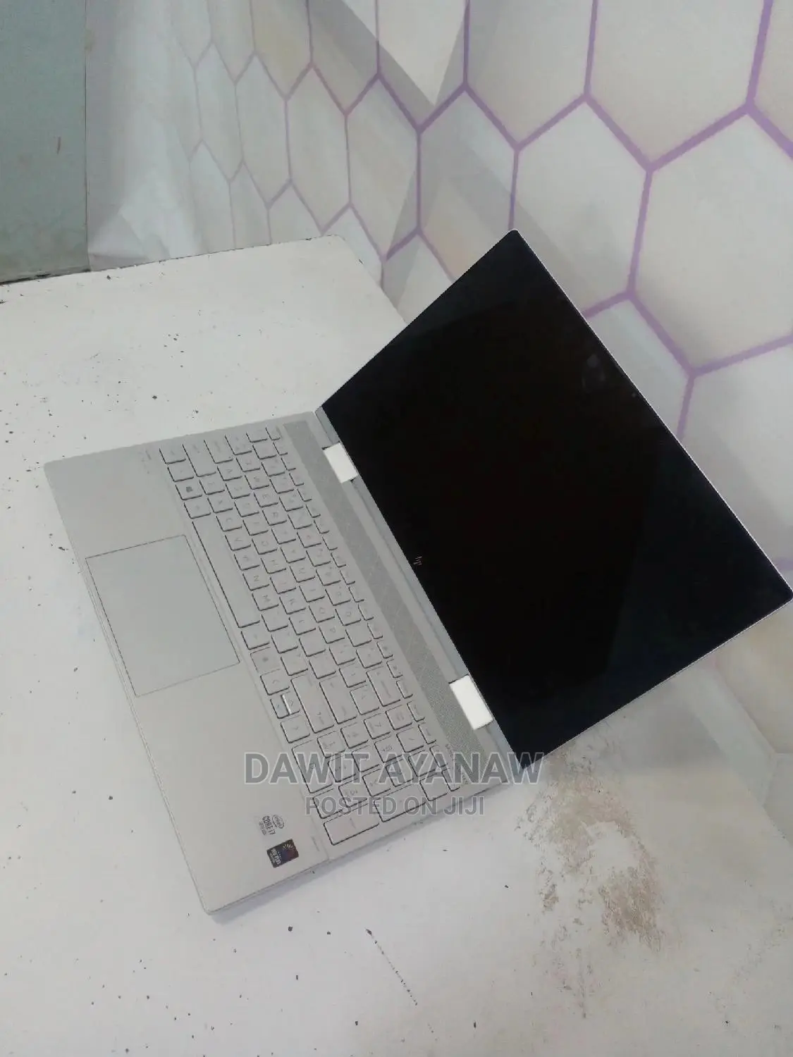 New Laptop HP Envy X360 8GB Intel Core I7 SSD 256GB