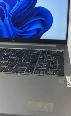 New Laptop HP ZBook 15 16GB Intel Core i7 SSD 512GB