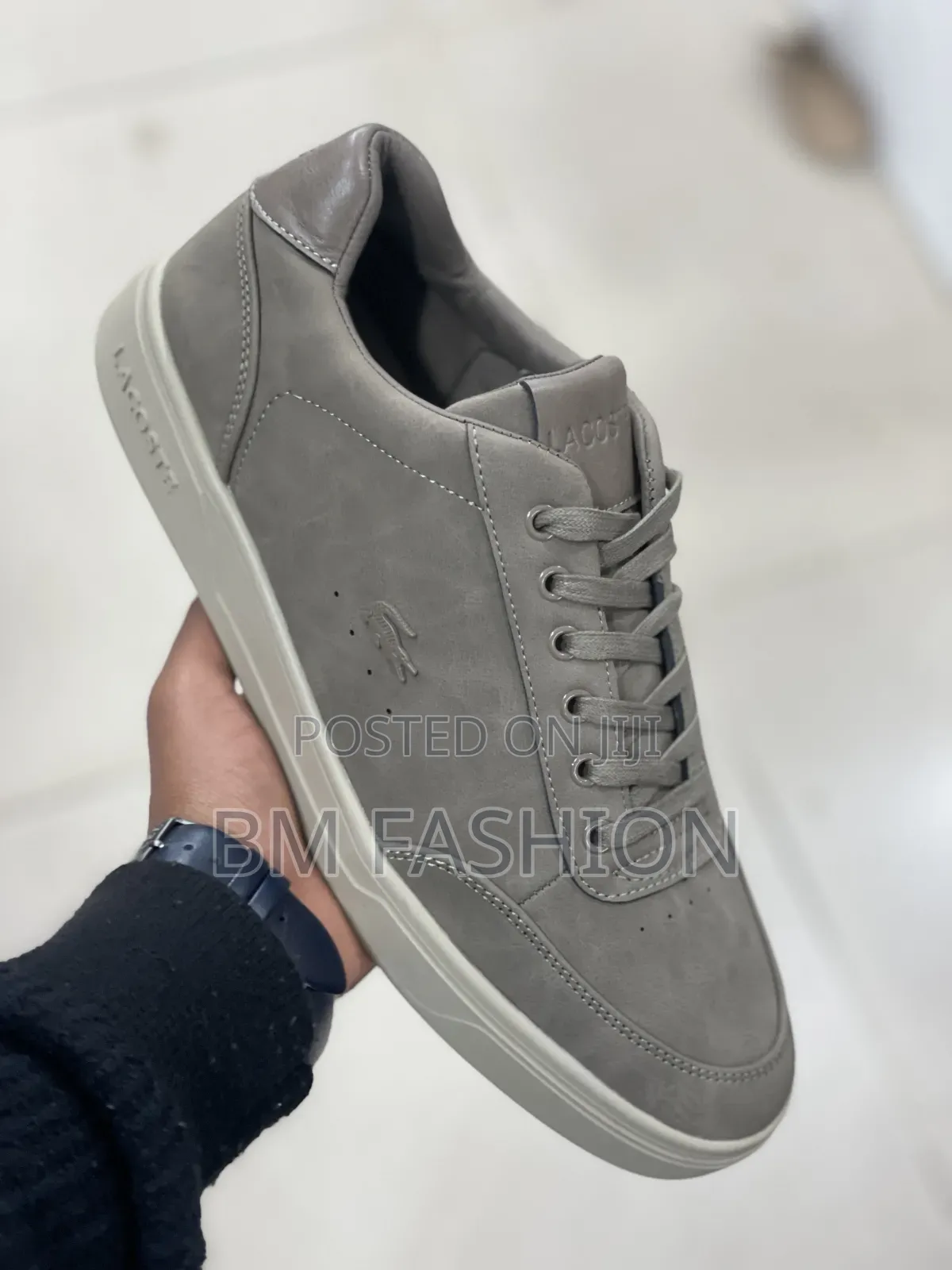 Men’s Lacoste Taupe Casual Sneakers – Modern Lace-Up Flat Shoes