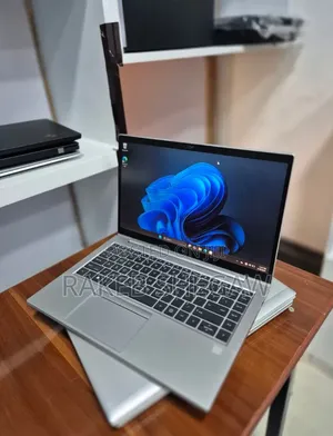 New Laptop HP EliteBook 845 G8 16GB Intel Core i7 SSD 512GB