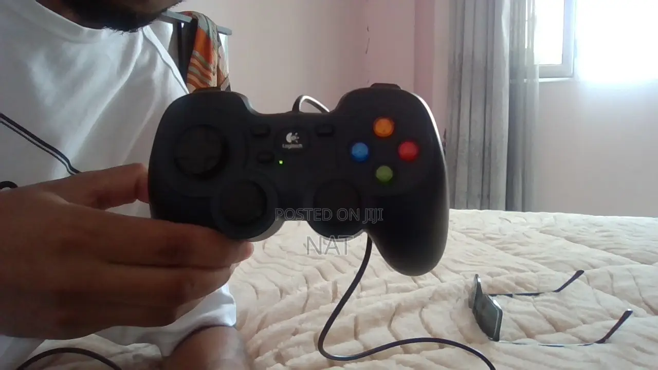 Logiteh F310 PC Game Controller