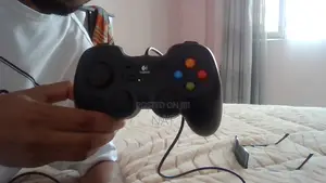 Logiteh F310 PC Game Controller