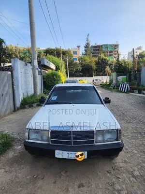 Mercedes-Benz 190 2.6 1987 White